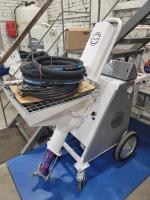 ����������� ������� QUALITEC QEX202 � ���������� � ���������� ������� ������� (220/380) (������)